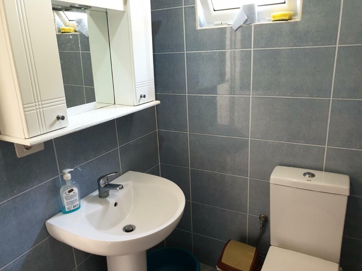 Vila Gusti Guest House Борш Екстериор снимка